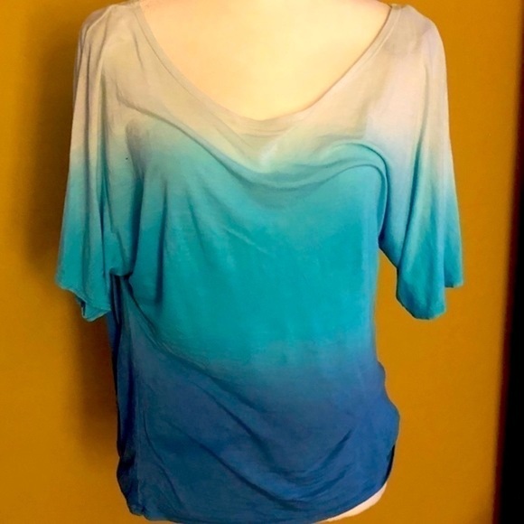 Medium Bebe Ombré turquoise to blue blouse - Picture 5 of 6